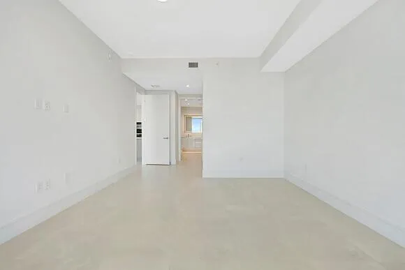 220 Lake Shore Drive #2105 Lake Park, FL 33403