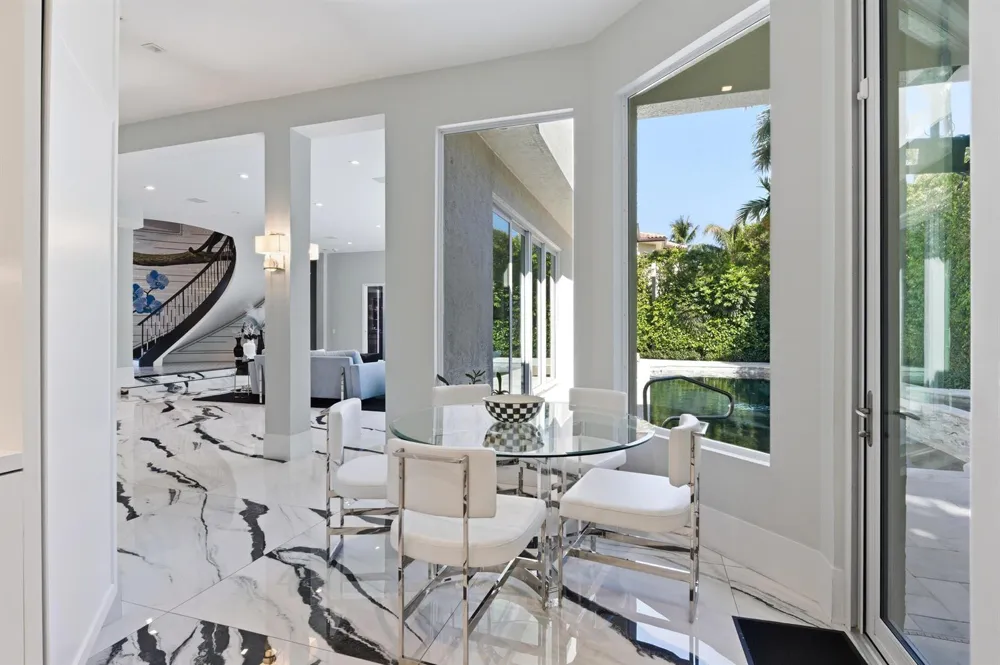 254 Atlantic Avenue Palm Beach, FL 33480