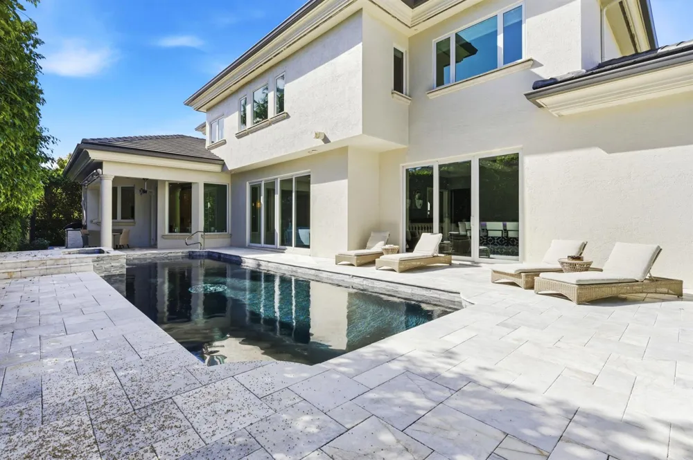 254 Atlantic Avenue Palm Beach, FL 33480