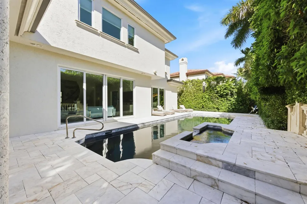 254 Atlantic Avenue Palm Beach, FL 33480