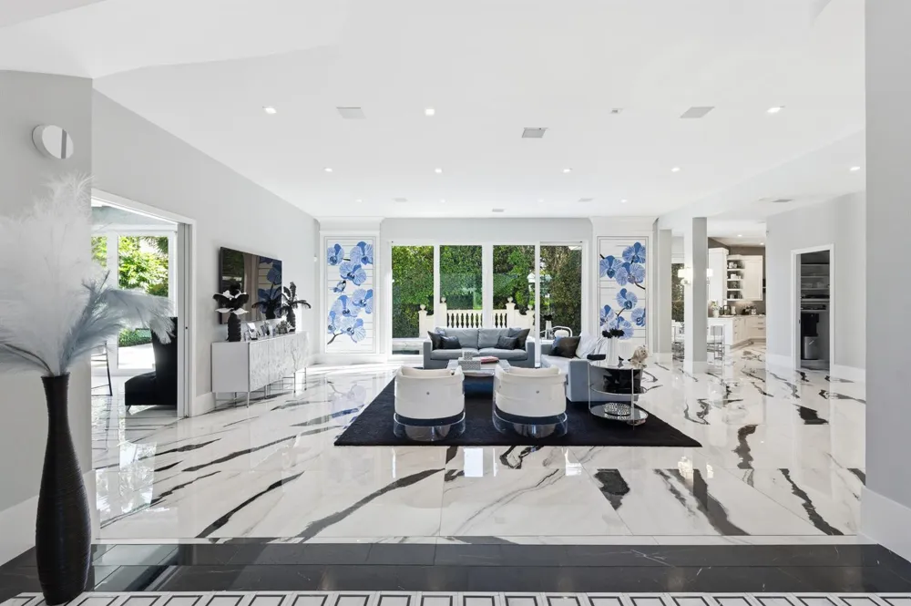 254 Atlantic Avenue Palm Beach, FL 33480