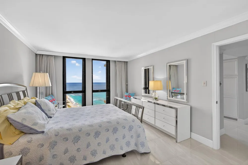 5380 Ocean Drive #12e Singer Island, FL 33404