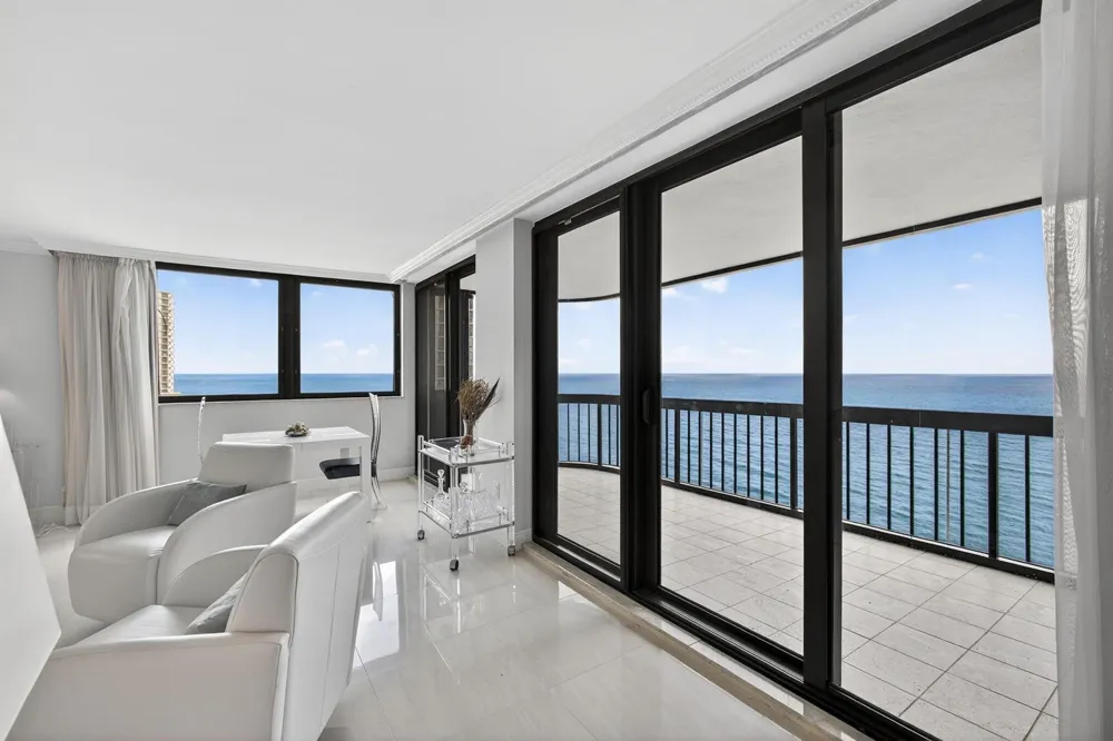 5380 Ocean Drive #12e Singer Island, FL 33404