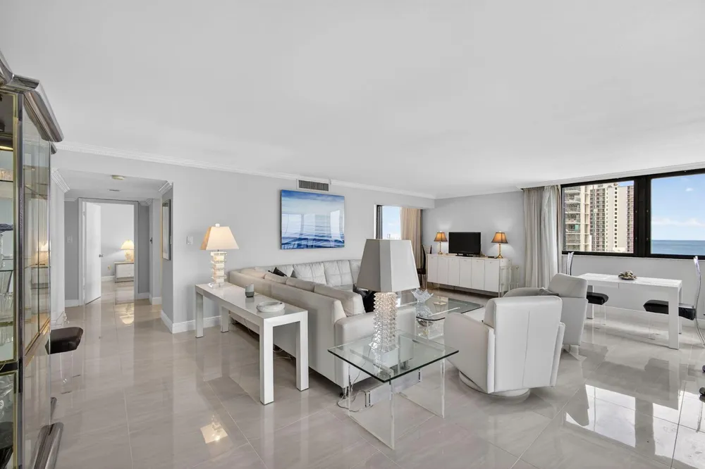 5380 Ocean Drive #12e Singer Island, FL 33404