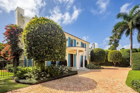 246 Emerald Lane