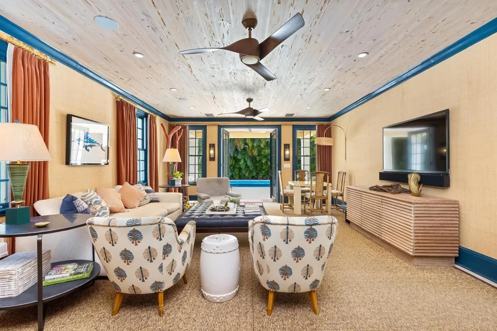 246 Emerald Lane Palm Beach, FL 33480