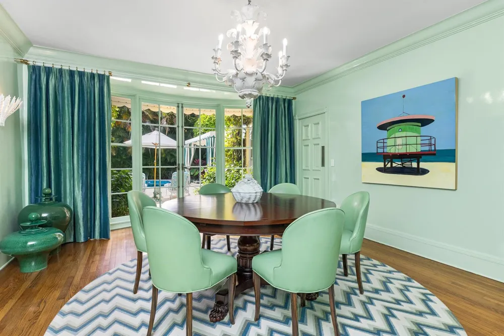 246 Emerald Lane Palm Beach, FL 33480