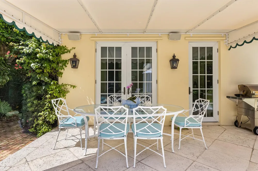246 Emerald Lane Palm Beach, FL 33480