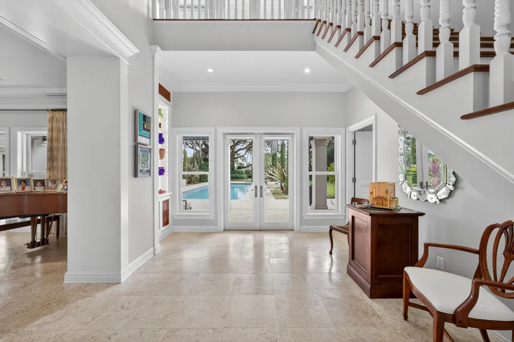 2010 Club Drive Vero Beach, FL 32963