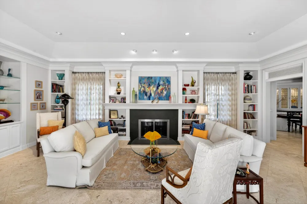 2010 Club Drive Vero Beach, FL 32963