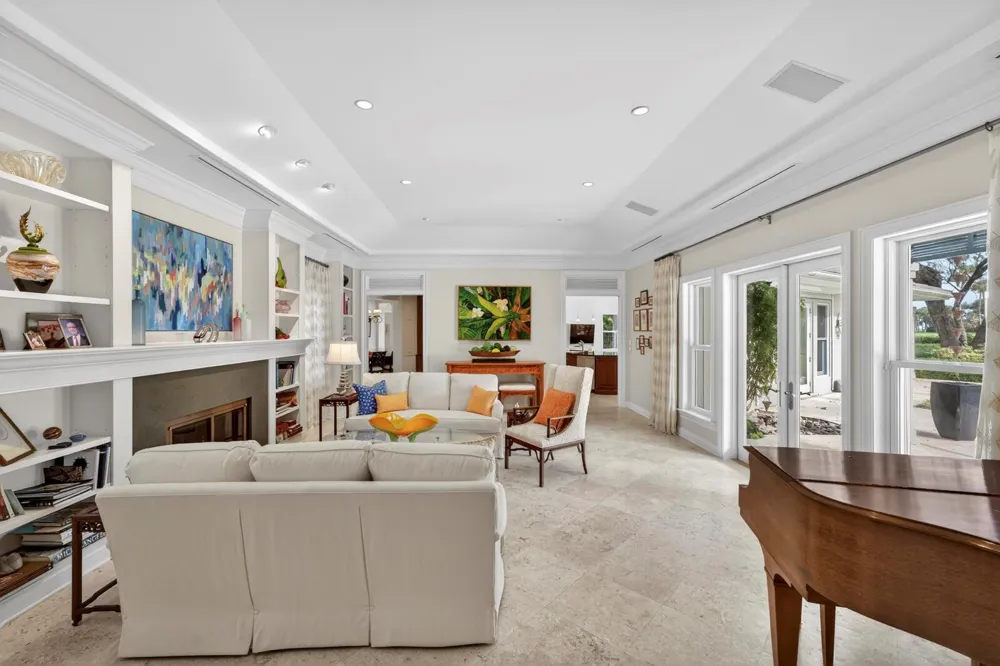 2010 Club Drive Vero Beach, FL 32963