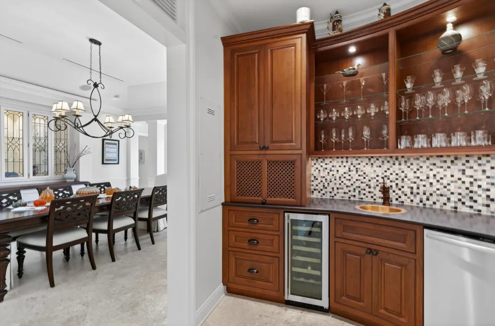 2010 Club Drive Vero Beach, FL 32963