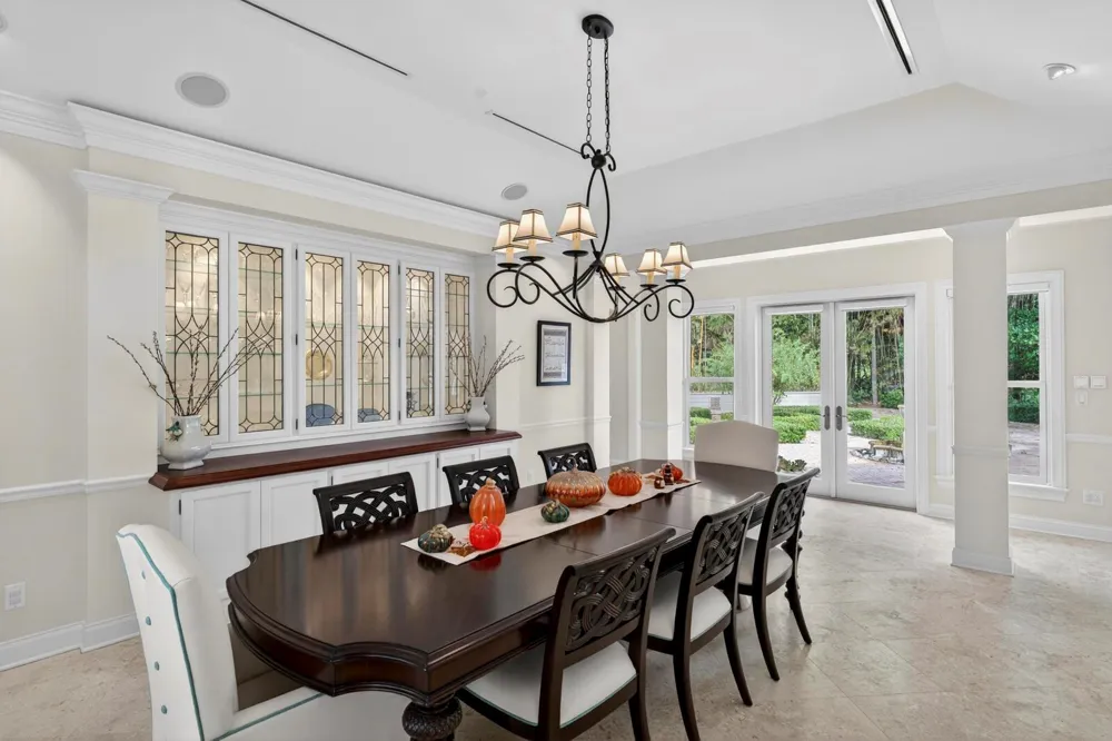 2010 Club Drive Vero Beach, FL 32963