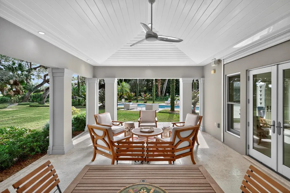 2010 Club Drive Vero Beach, FL 32963