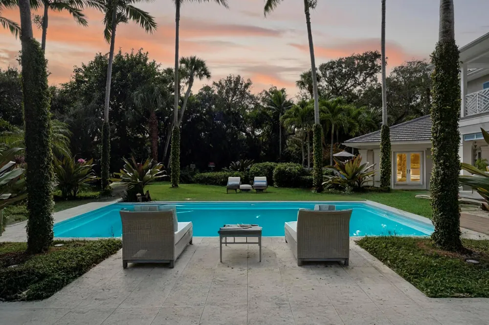 2010 Club Drive Vero Beach, FL 32963