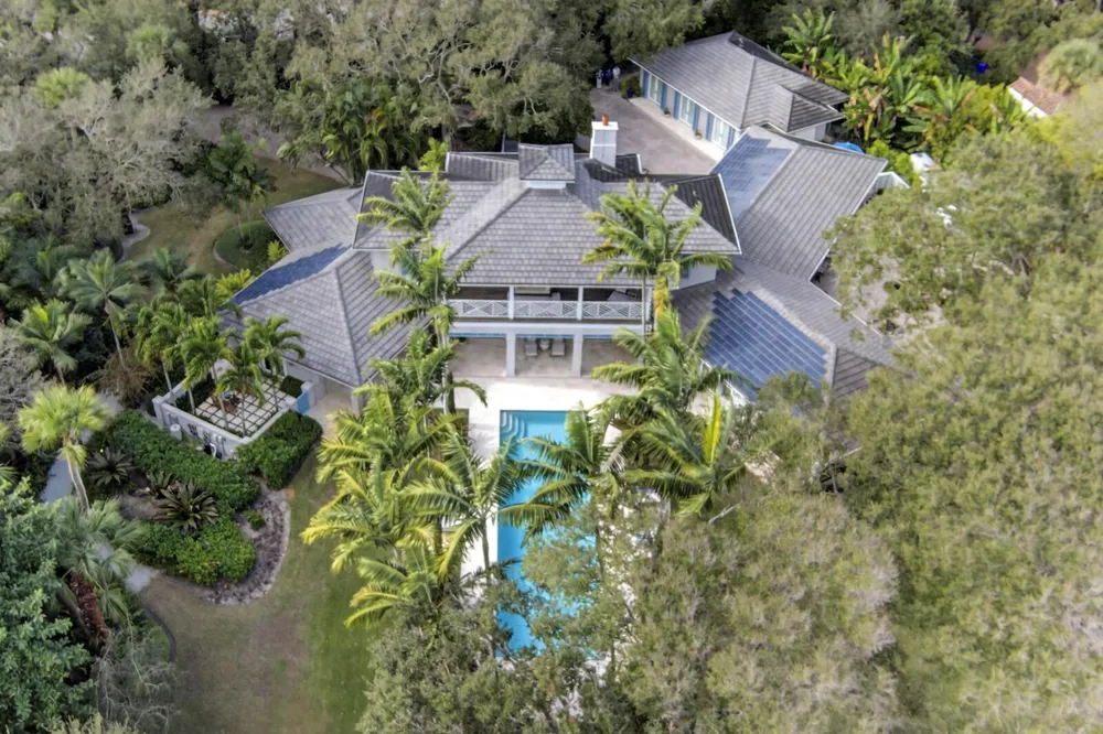 2010 Club Drive Vero Beach, FL 32963
