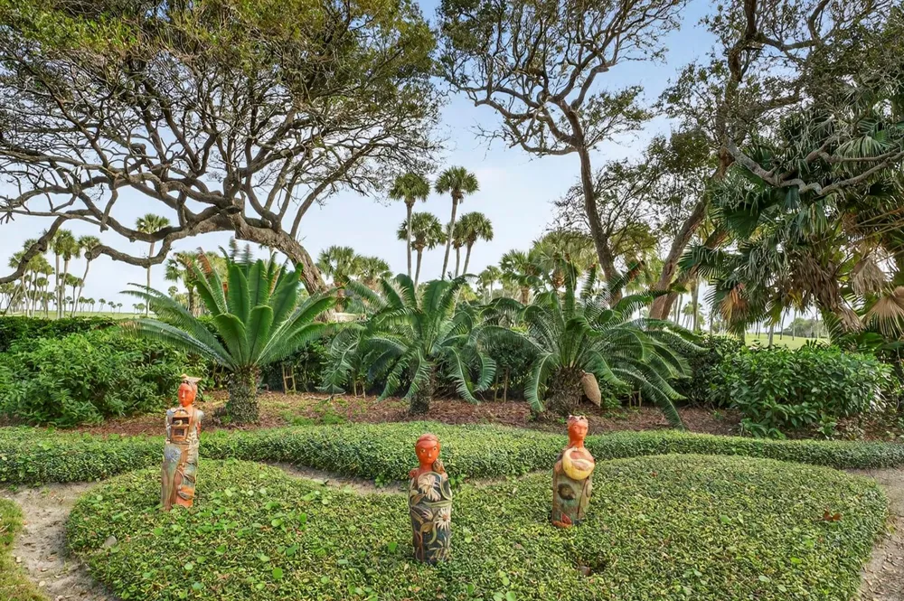 2010 Club Drive Vero Beach, FL 32963
