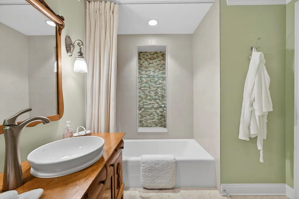 2010 Club Drive Vero Beach, FL 32963