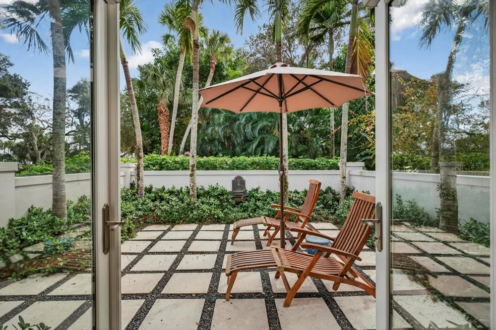 2010 Club Drive Vero Beach, FL 32963