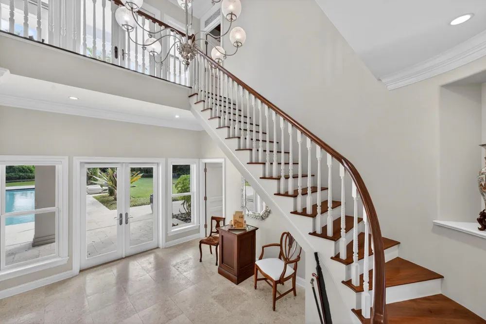 2010 Club Drive Vero Beach, FL 32963