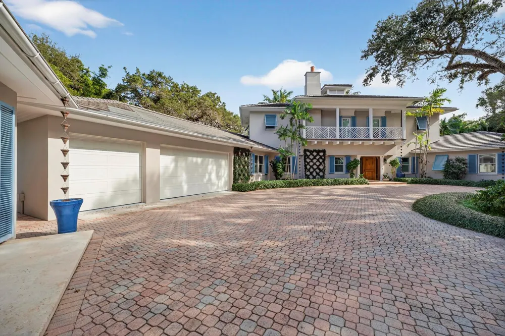2010 Club Drive Vero Beach, FL 32963