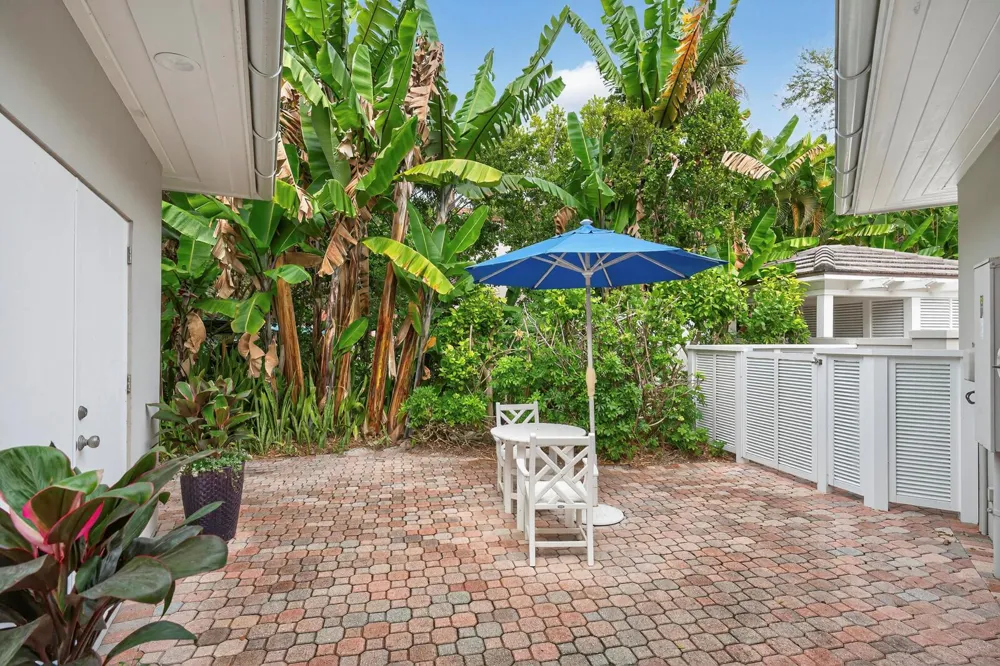 2010 Club Drive Vero Beach, FL 32963