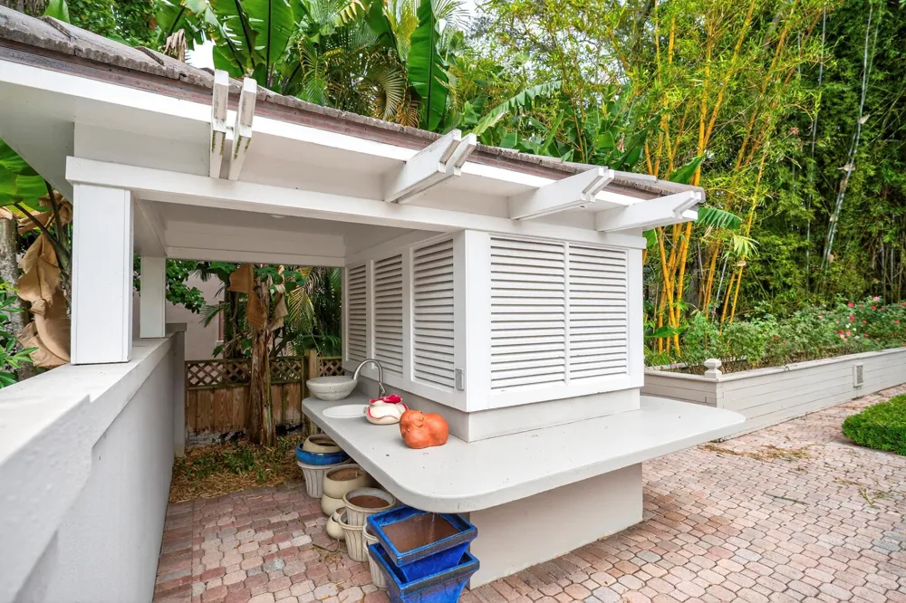 2010 Club Drive Vero Beach, FL 32963