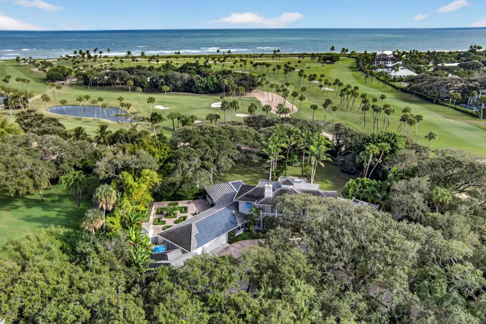 2010 Club Drive Vero Beach, FL 32963