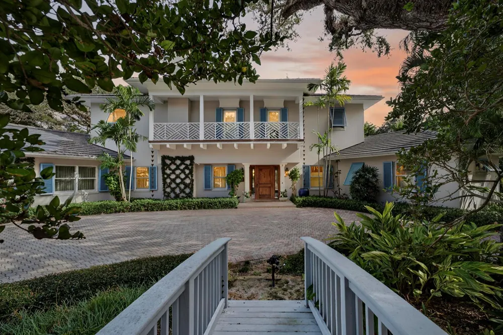 2010 Club Drive Vero Beach, FL 32963