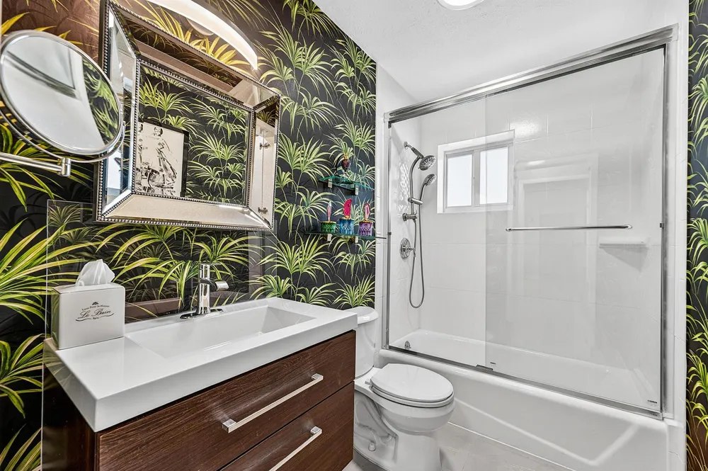 590 NW 126th Street North Miami, FL 33168