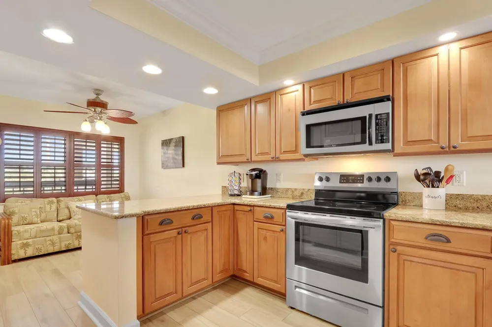 1055 Ocean Drive #403 Juno Beach, FL 33408