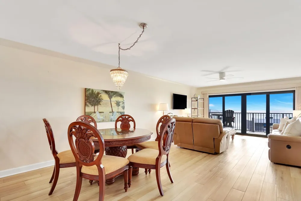 1055 Ocean Drive #403 Juno Beach, FL 33408