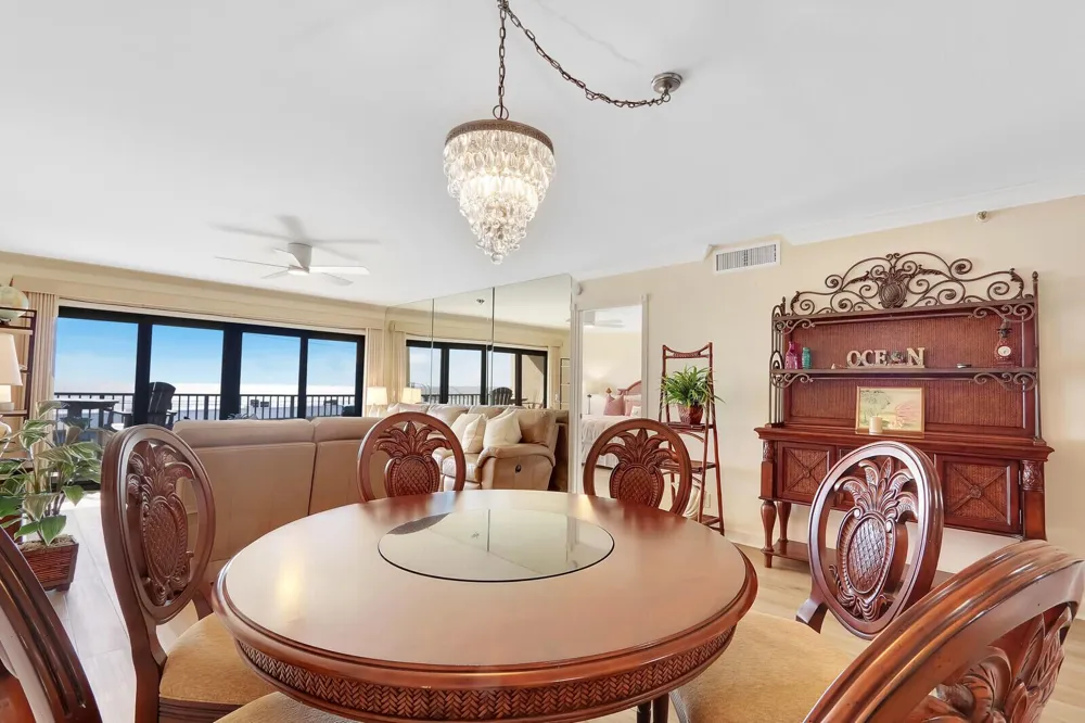 1055 Ocean Drive #403 Juno Beach, FL 33408
