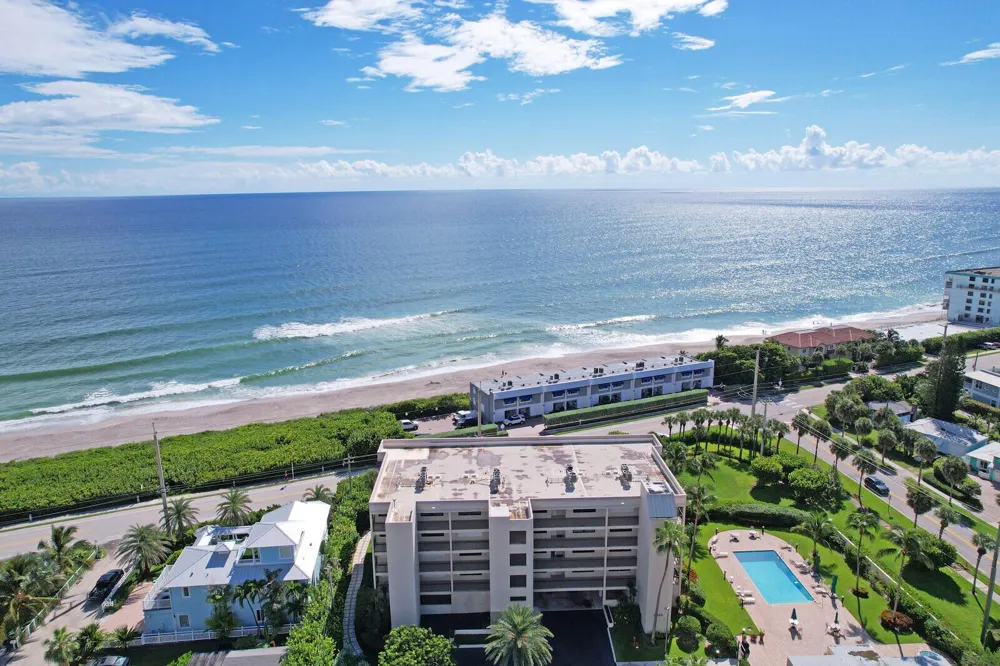 1055 Ocean Drive #403 Juno Beach, FL 33408