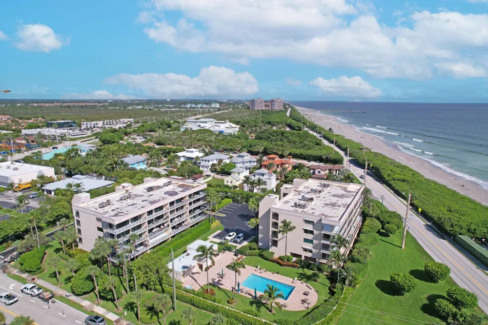 1055 Ocean Drive #403 Juno Beach, FL 33408