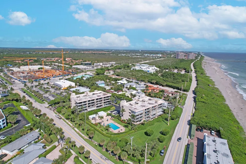 1055 Ocean Drive #403 Juno Beach, FL 33408