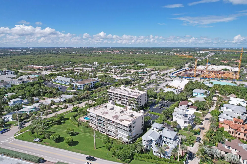 1055 Ocean Drive #403 Juno Beach, FL 33408