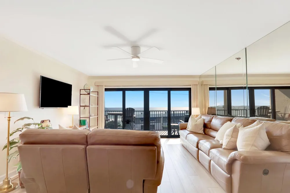 1055 Ocean Drive #403 Juno Beach, FL 33408