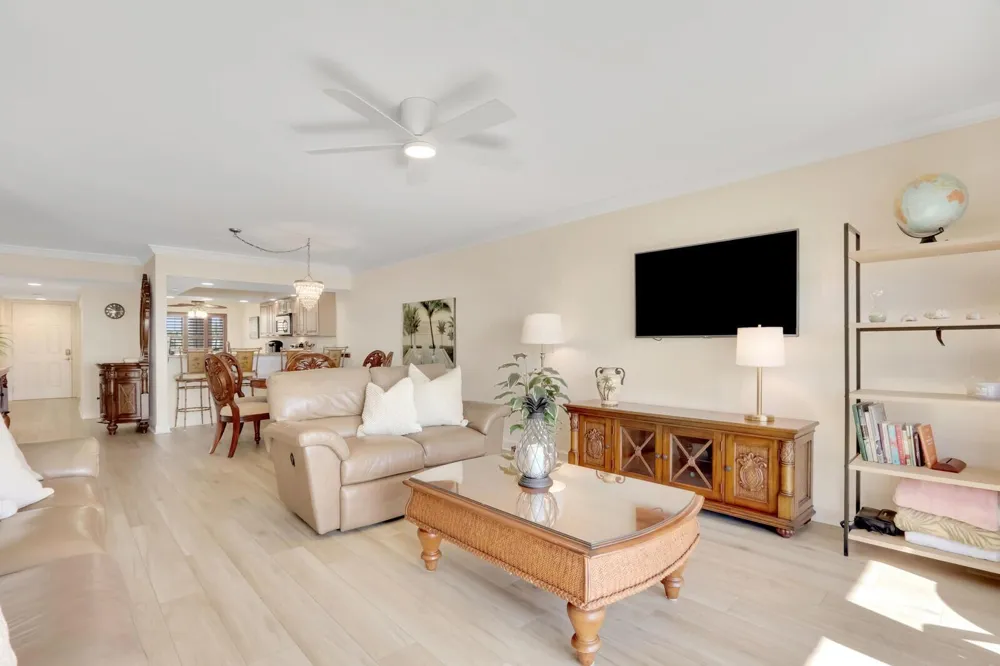 1055 Ocean Drive #403 Juno Beach, FL 33408