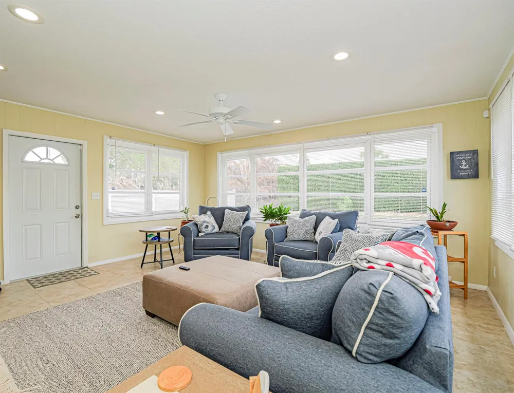 573 Autumn Terrace Sebastian, FL 32958