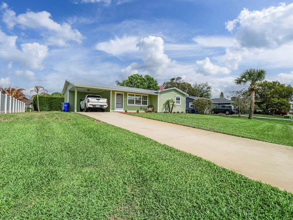 573 Autumn Terrace Sebastian, FL 32958