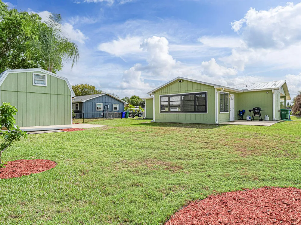 573 Autumn Terrace Sebastian, FL 32958
