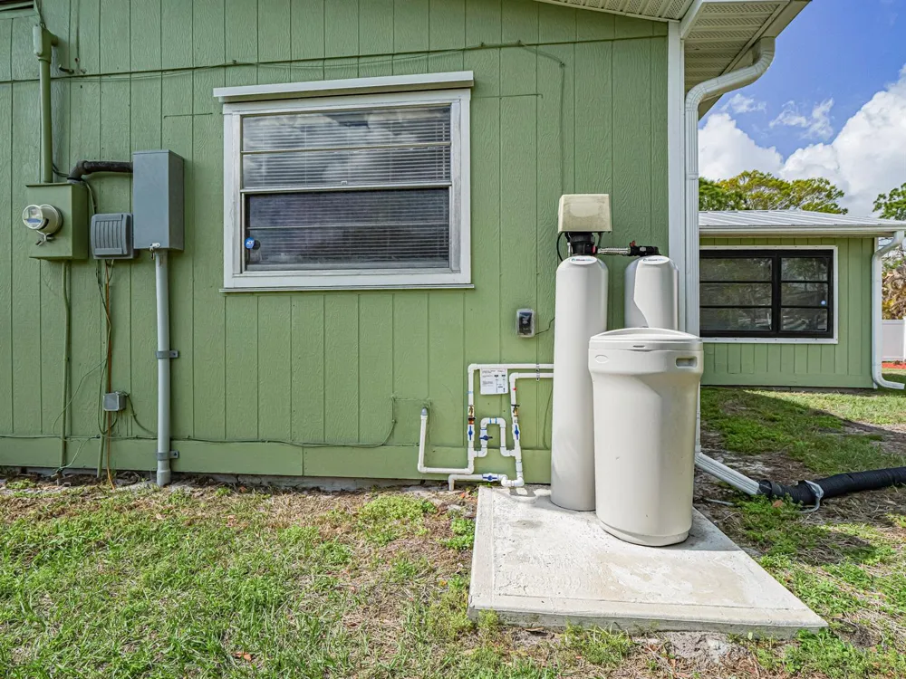 573 Autumn Terrace Sebastian, FL 32958