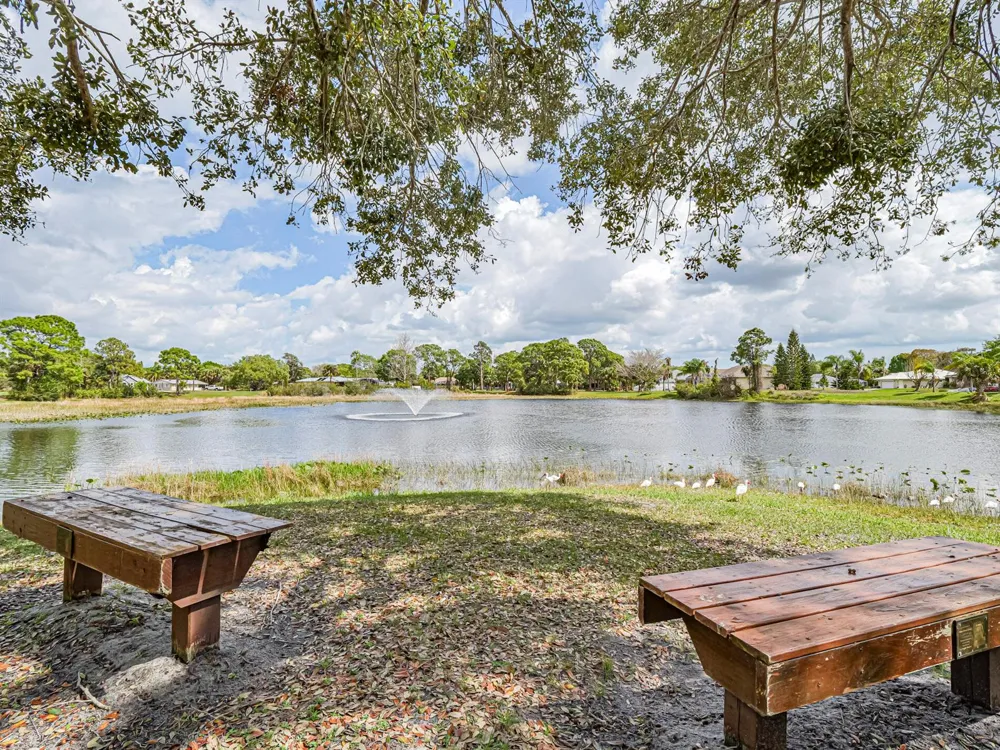 573 Autumn Terrace Sebastian, FL 32958
