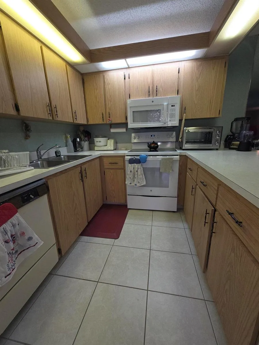 1170 6th Avenue #3a Vero Beach, FL 32960