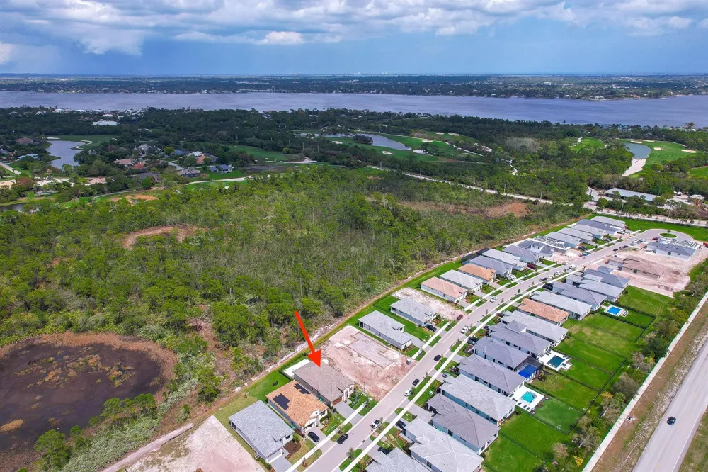 2801 SE Ashfield Drive Port St. Lucie, FL 34984