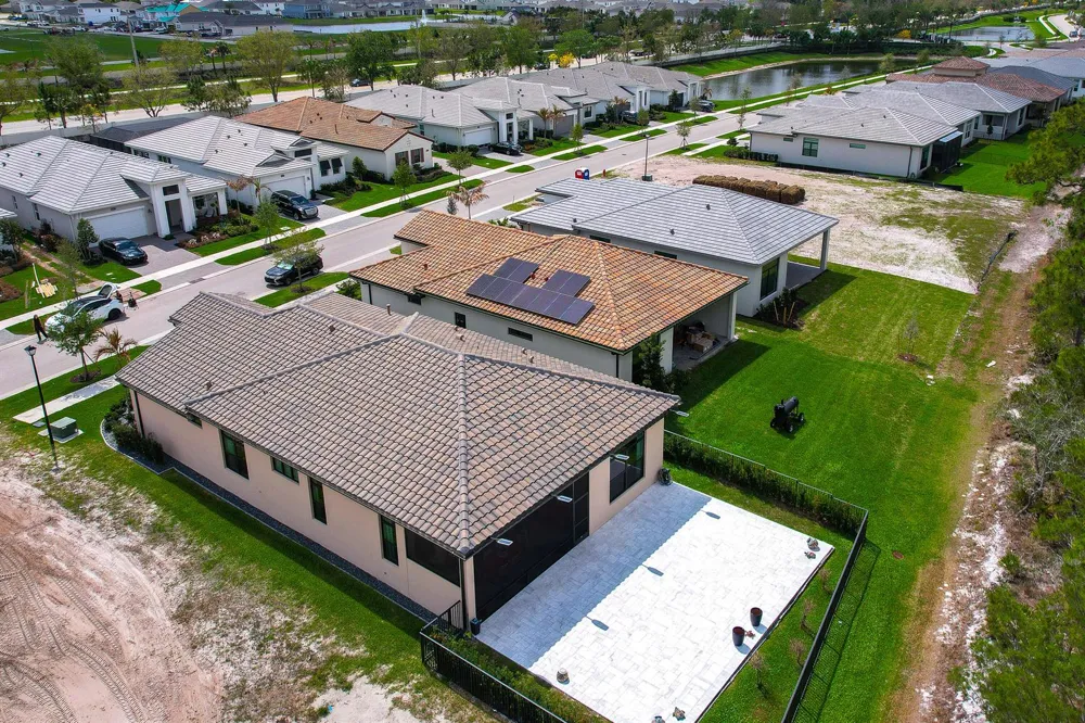 2801 SE Ashfield Drive Port St. Lucie, FL 34984
