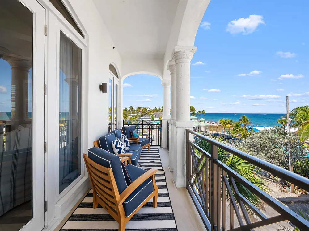 4320 El Mar Drive #301 Lauderdale By The Sea, FL 33308