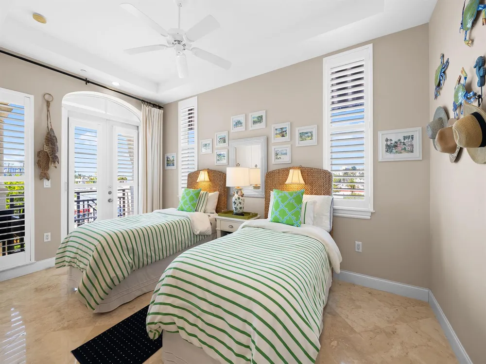 4320 El Mar Drive #301 Lauderdale By The Sea, FL 33308
