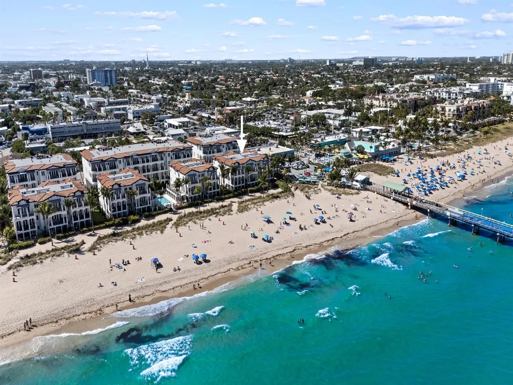 4320 El Mar Drive #301 Lauderdale By The Sea, FL 33308
